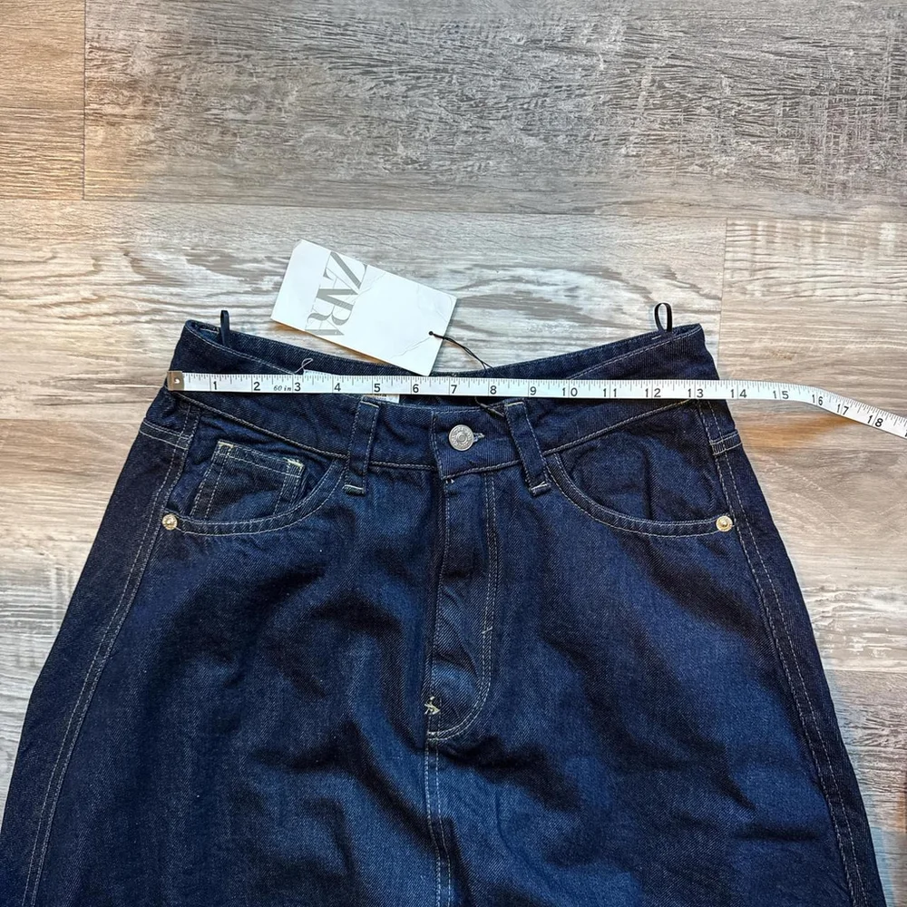 skirts - Picture 3 of 8